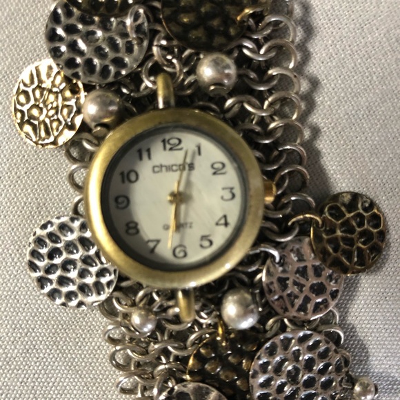 Chico’s Wonderful Chain Watch - Picture 7 of 7